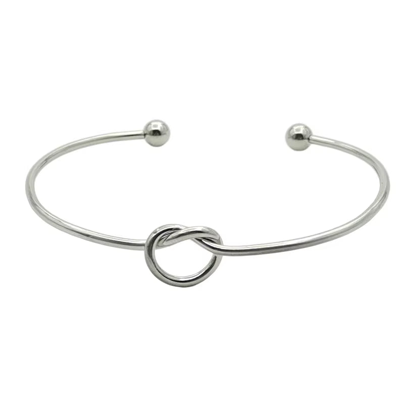 Refined Bracelets for Modern Living | Oro Luxe