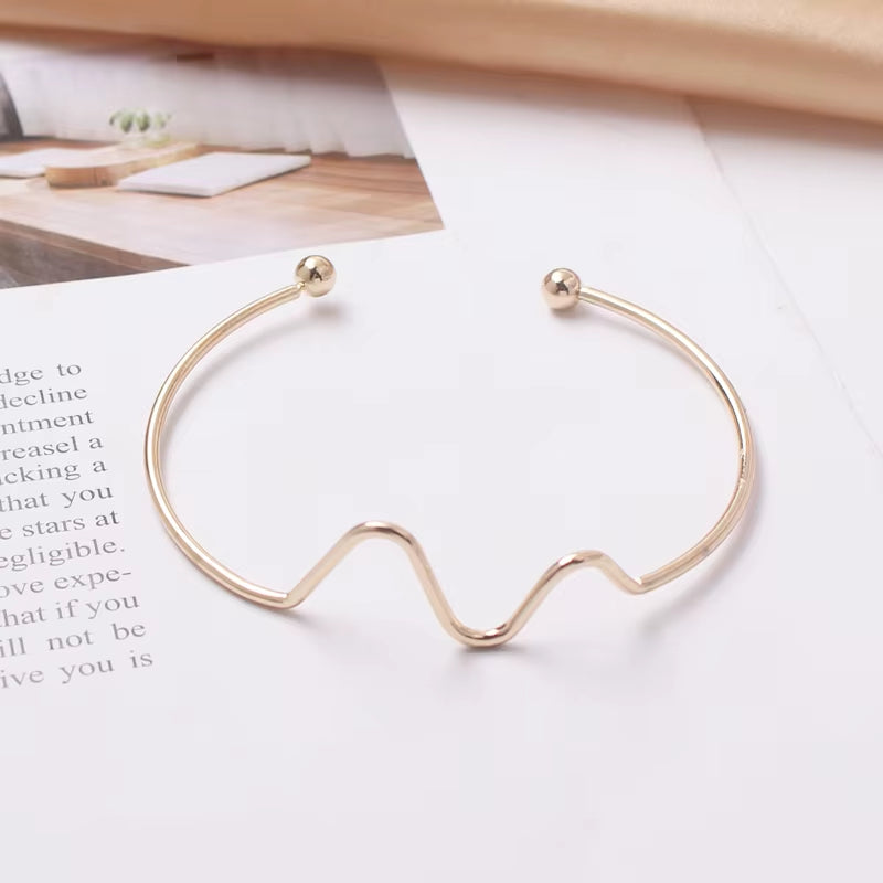 Refined Bracelets for Modern Living | Oro Luxe